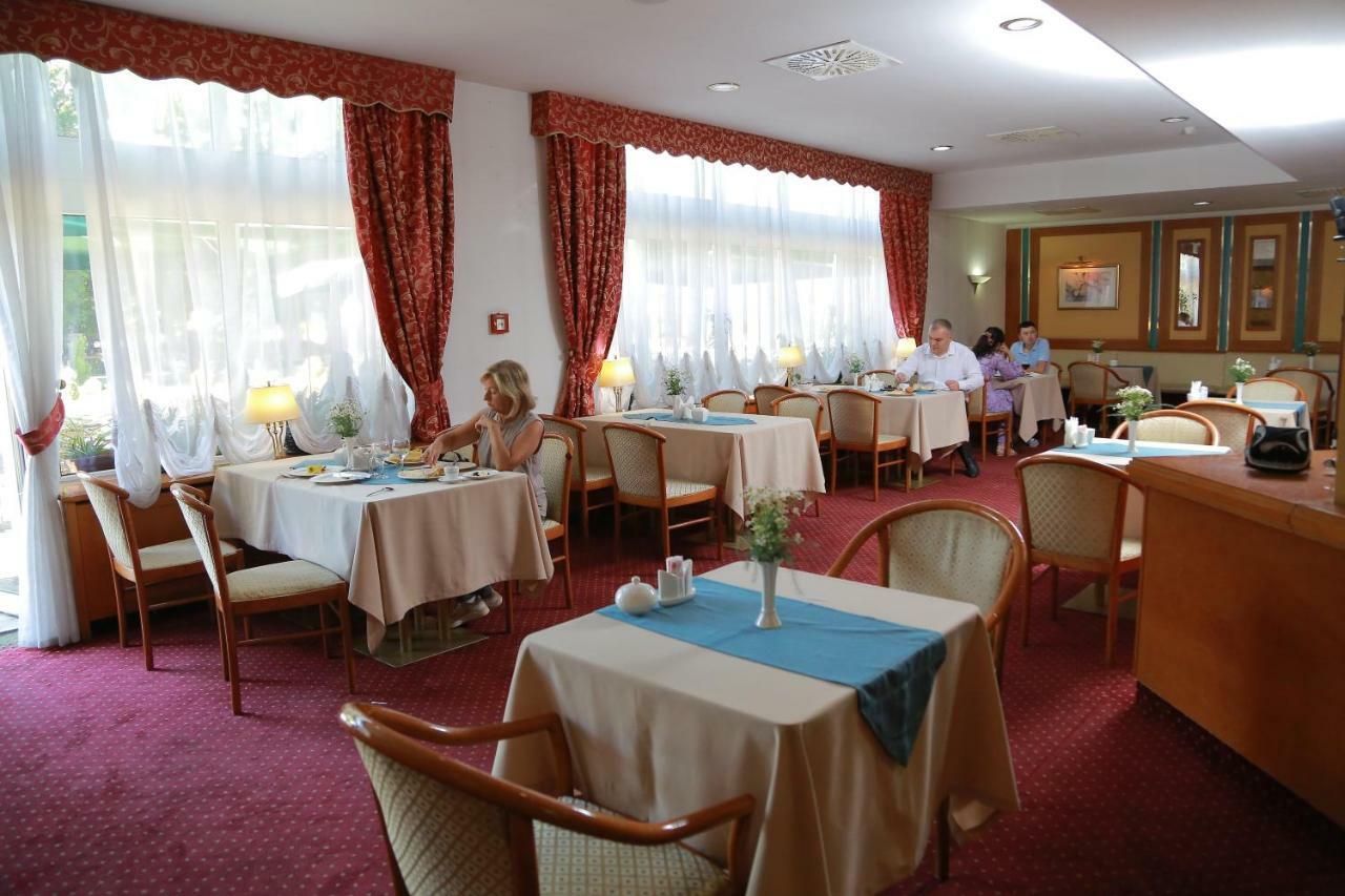 Shodlik Palace Tasken Kültér fotó