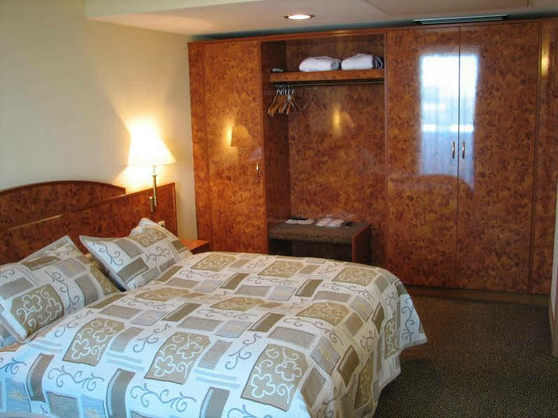 Shodlik Palace Tasken Kültér fotó